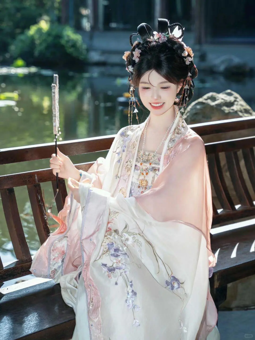 穿越千年的优雅：我的汉服日常