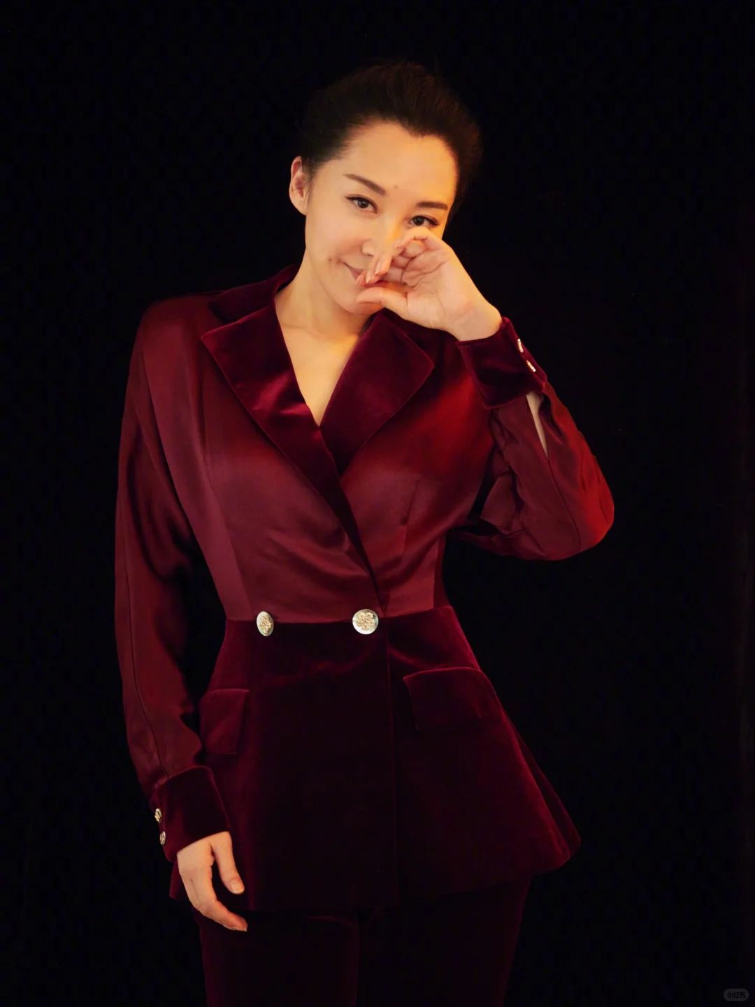 许晴女神，妩媚兼具优雅的性张力