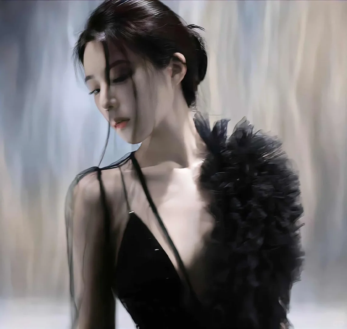 #暗黑系头像女