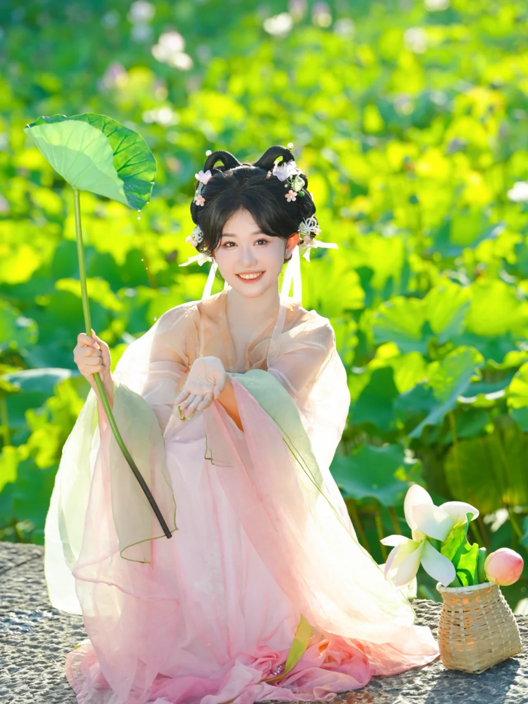 小荷才露尖尖角呀