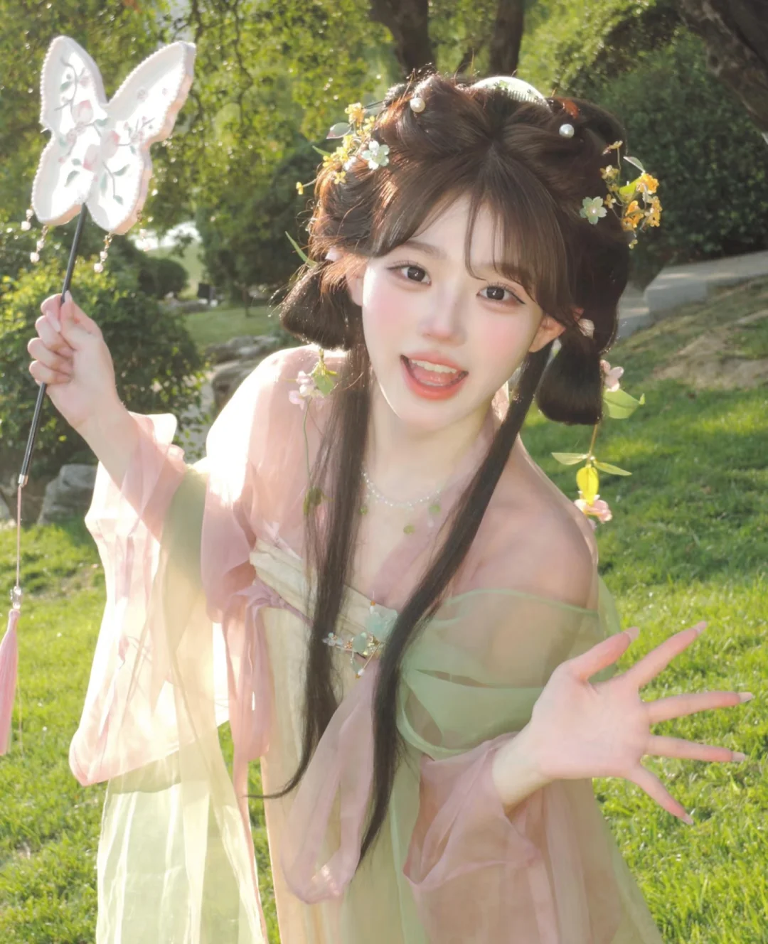 汉服妆造 求推荐 最后一张是本人