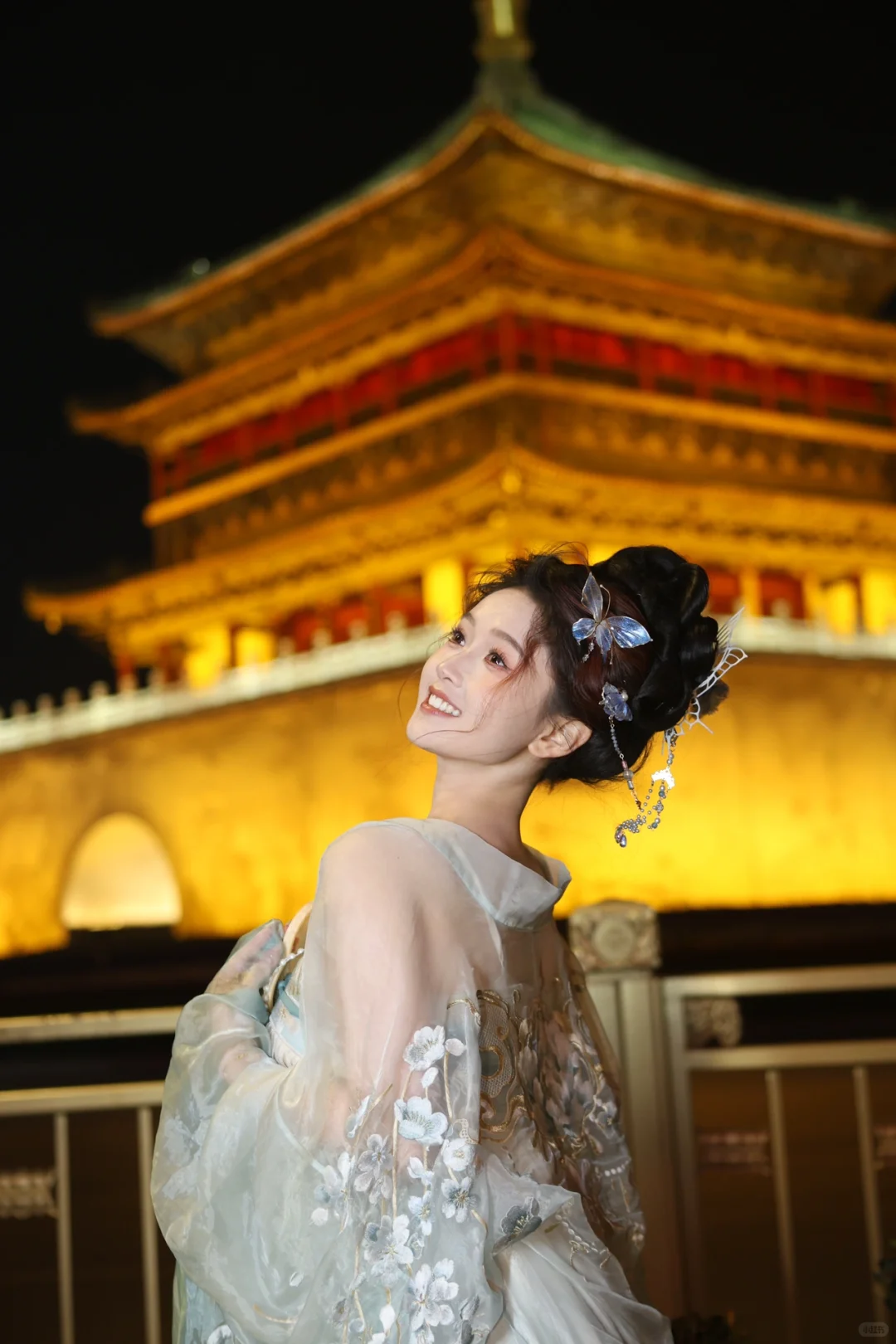 西安钟楼拍照|附拍照造型