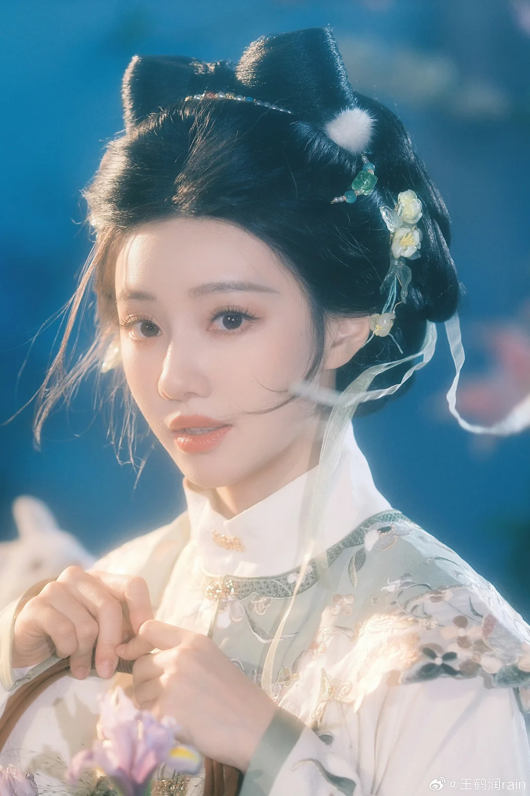 王鹤润古装