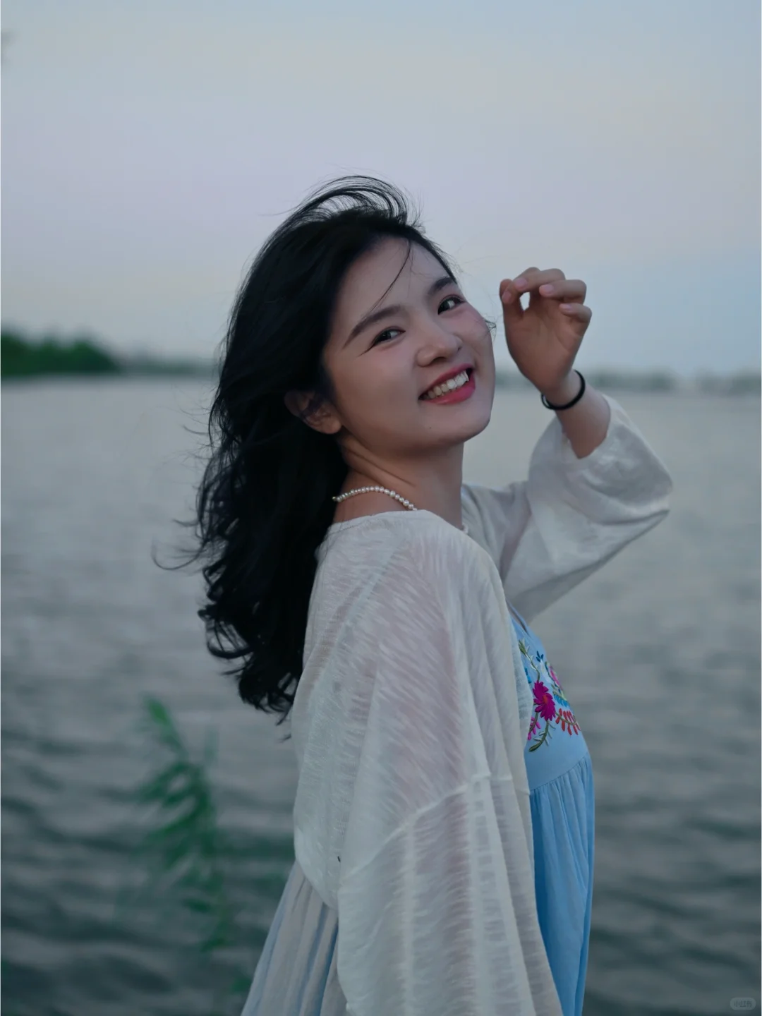 方圆脸上镜姿势17