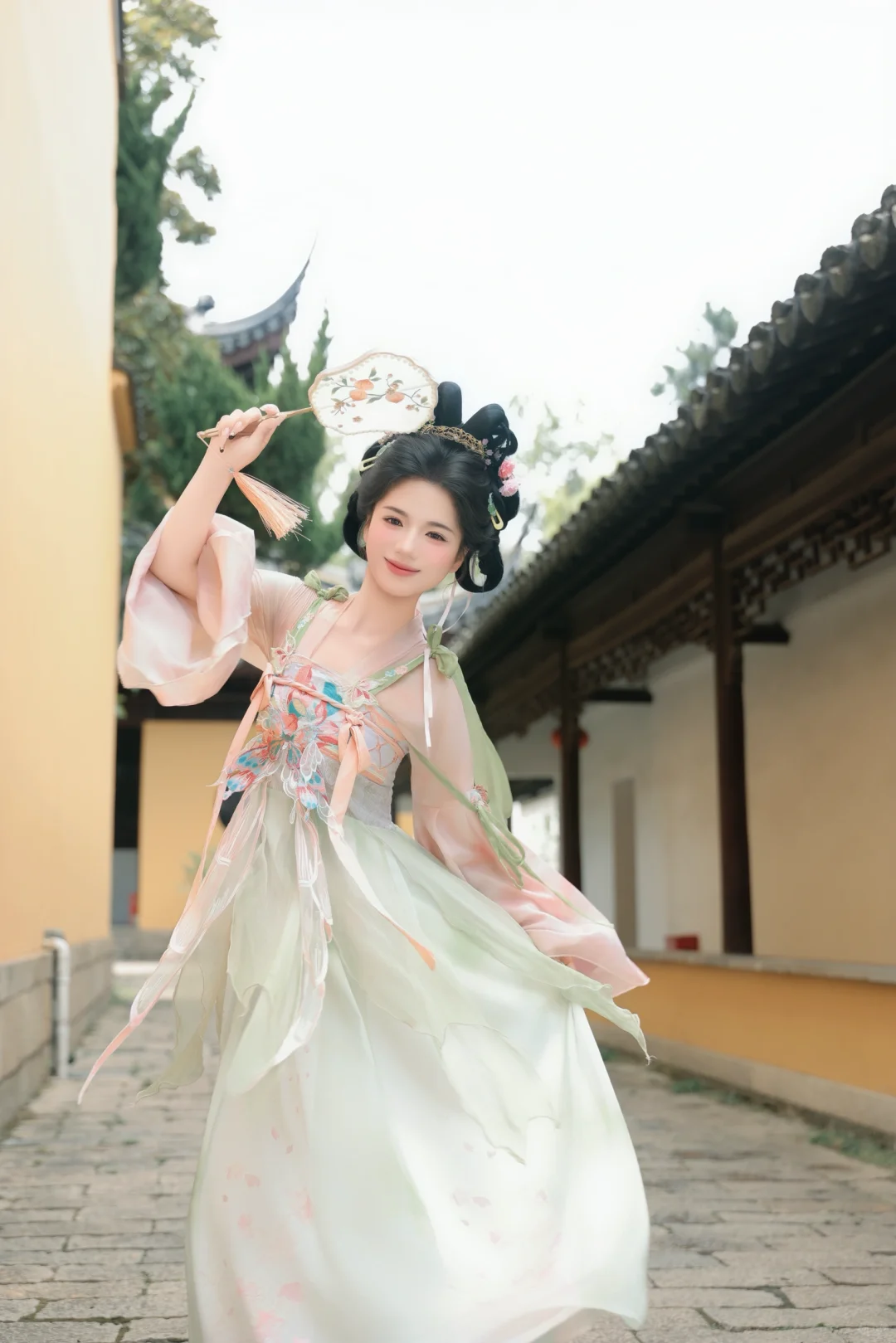 真的被她美到了，汉服小姐姐