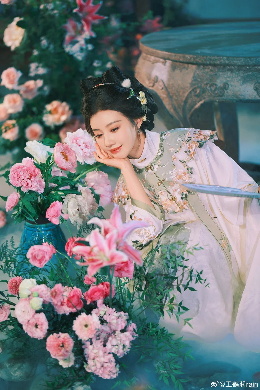 王鹤润古装