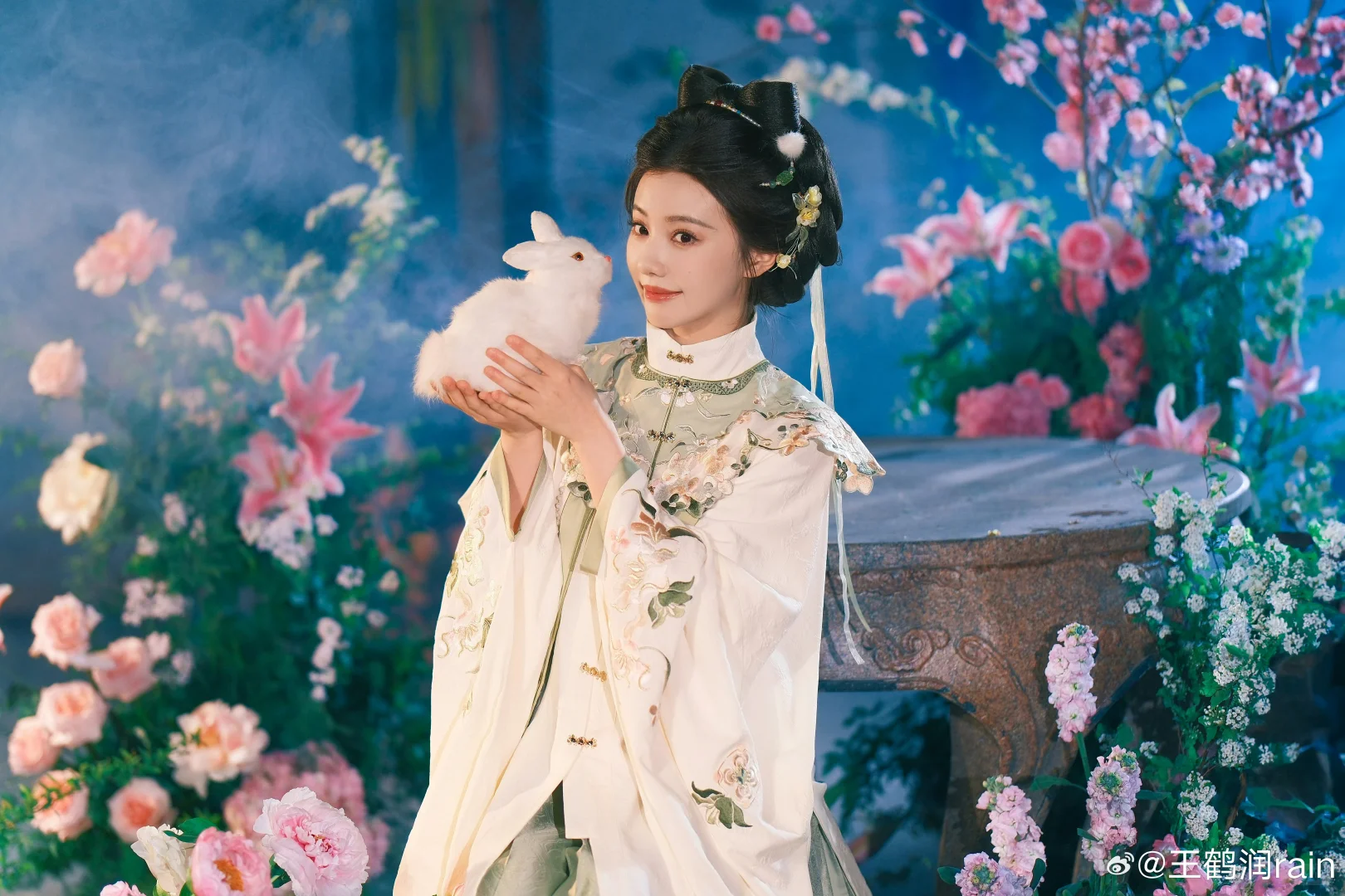 王鹤润古装