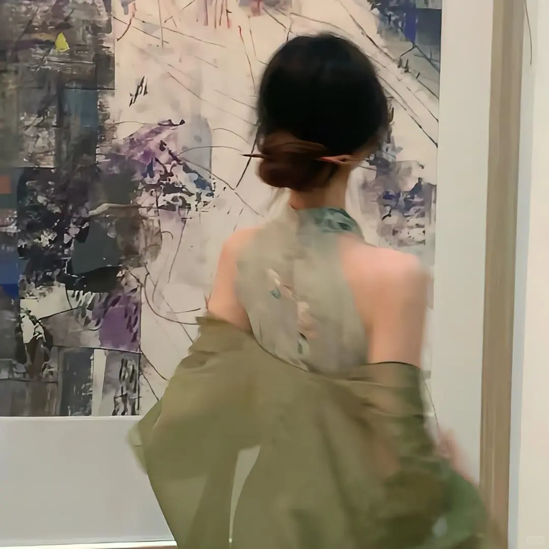 Share | 爱不释手的氛围感女生头像✨