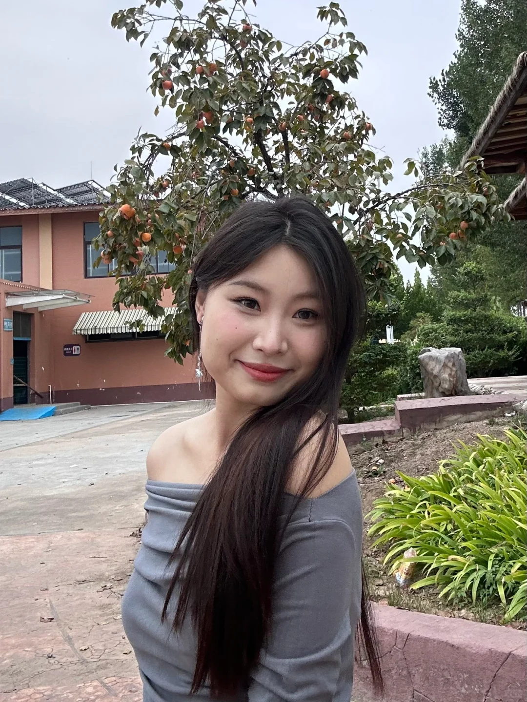是方脸 是宽脸 但是还是觉得自己好漂亮❗️