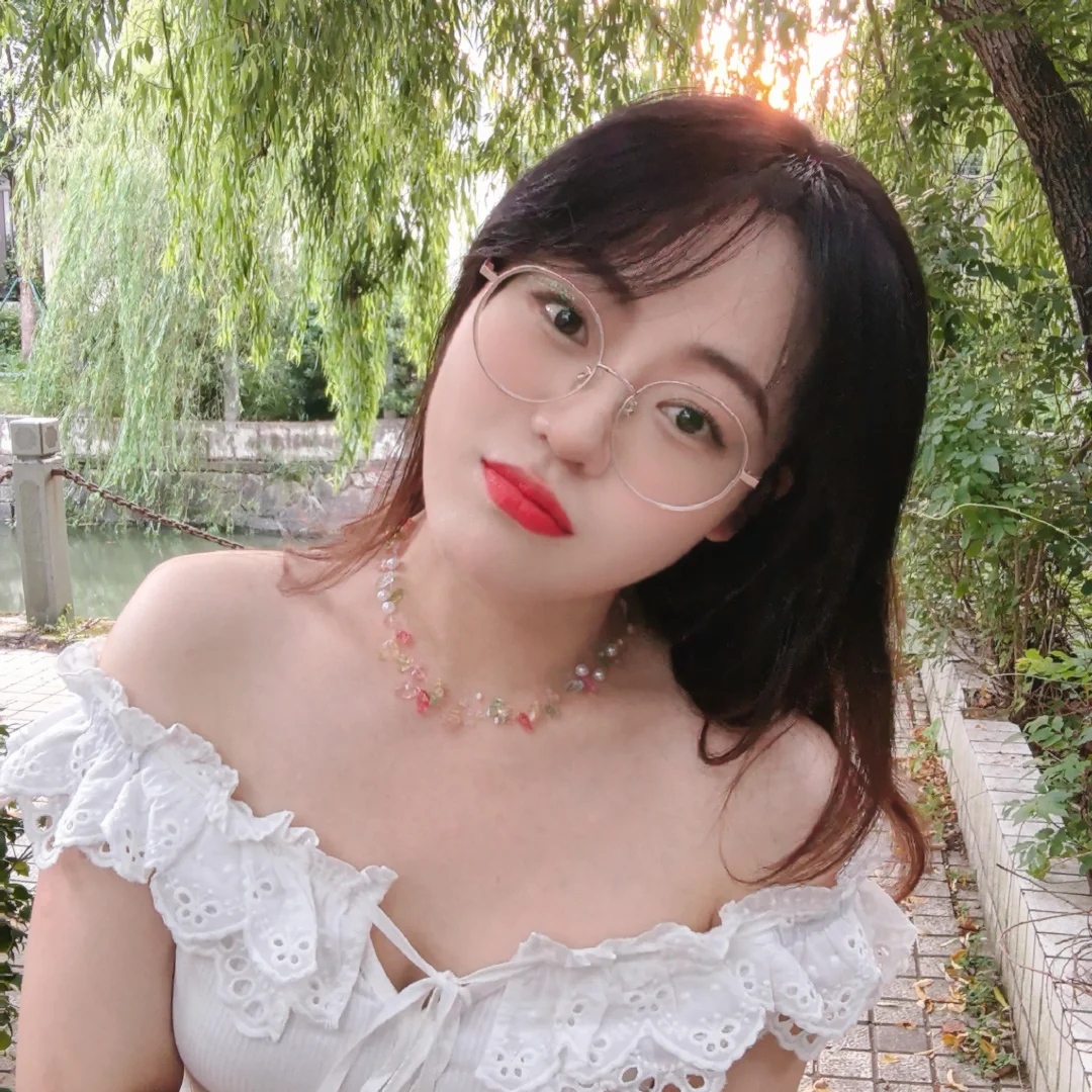 听说爱笑的女孩运气不会太差！！！