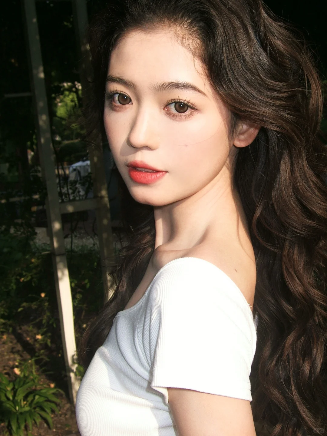 我这张脸 美就美在眉眼