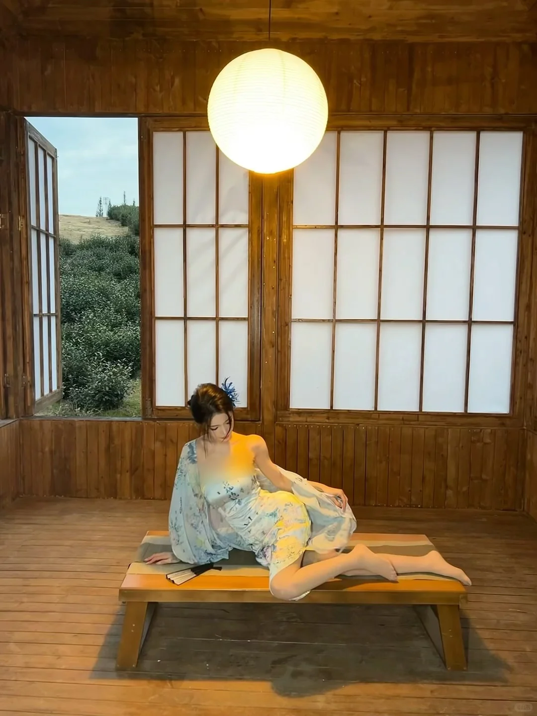 平芜尽处是春山