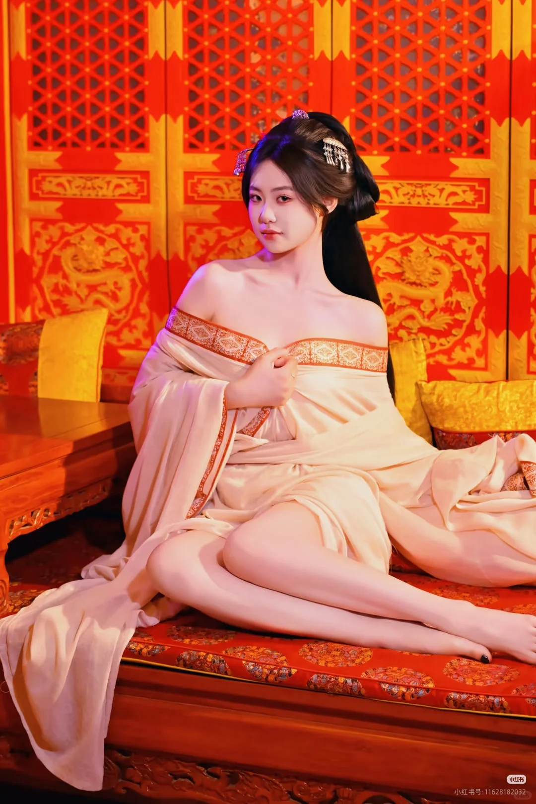 倾国倾城的女孩