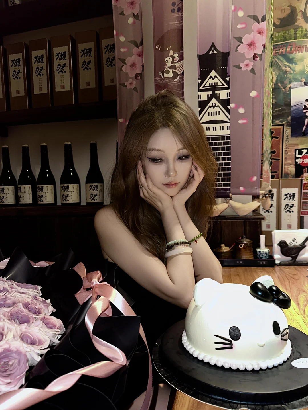 她是个轻熟女今年27了
