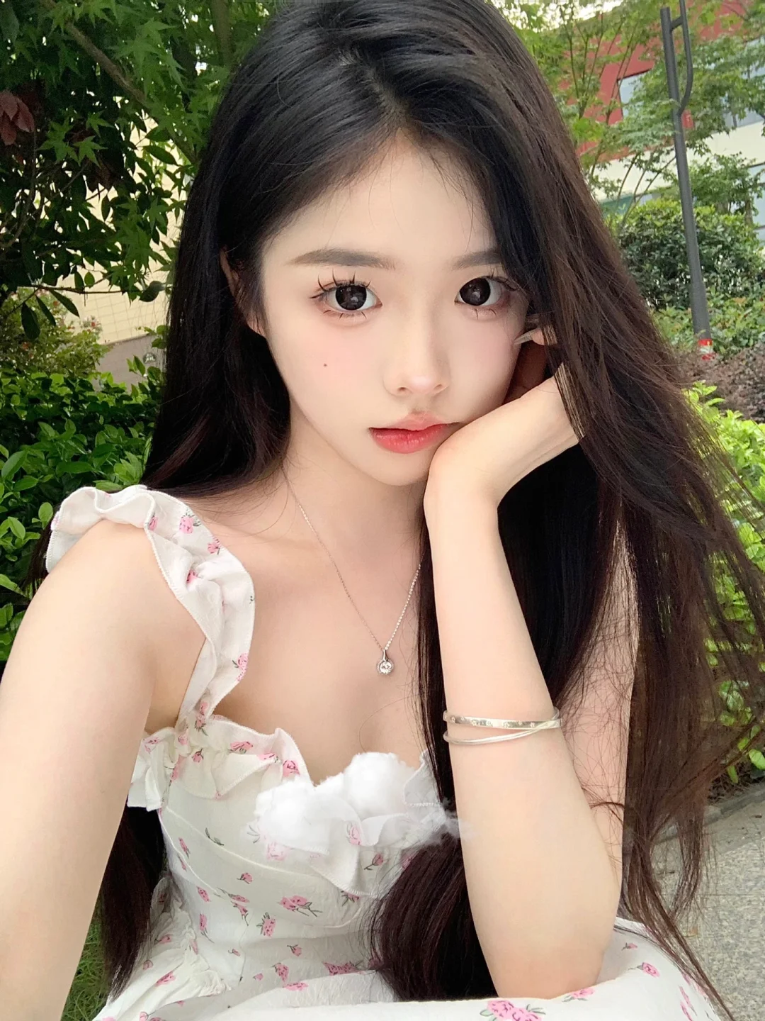 当然是喜欢你才会对你笑呀老婆˵＞𖥦＜˵