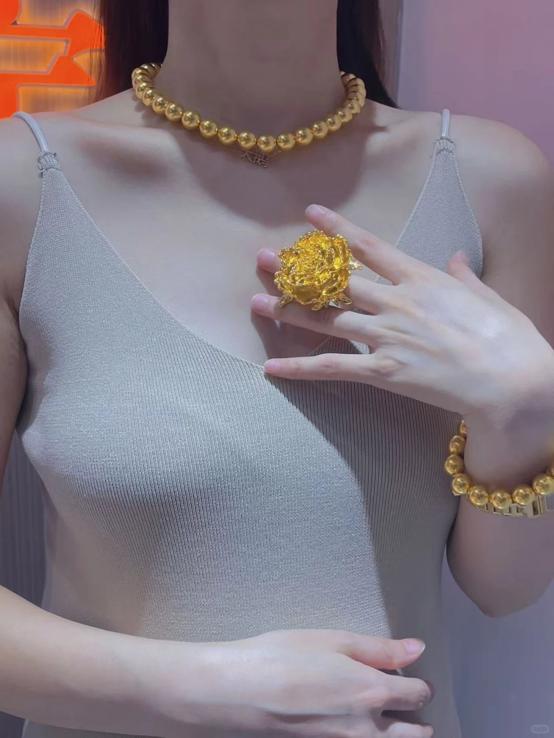 今天的气质是金珠给的～