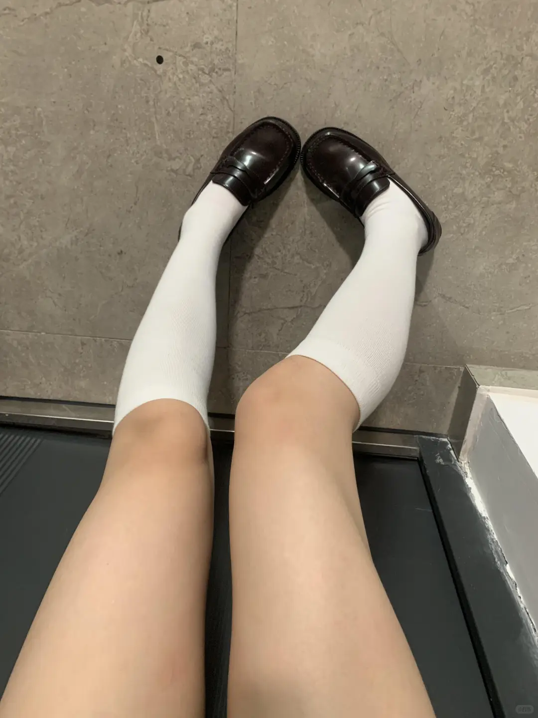 韩女腿精标配！这组小腿袜直接锁死🔒