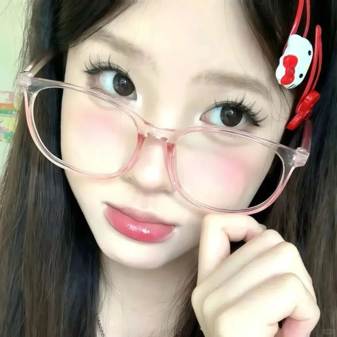 今天是粉色的小相机女孩🎀