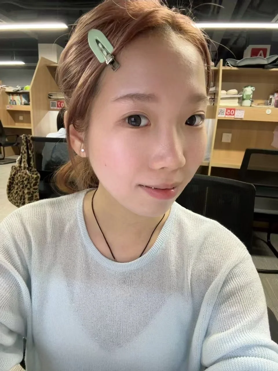 肿泡脸上岸咯 右滑👉