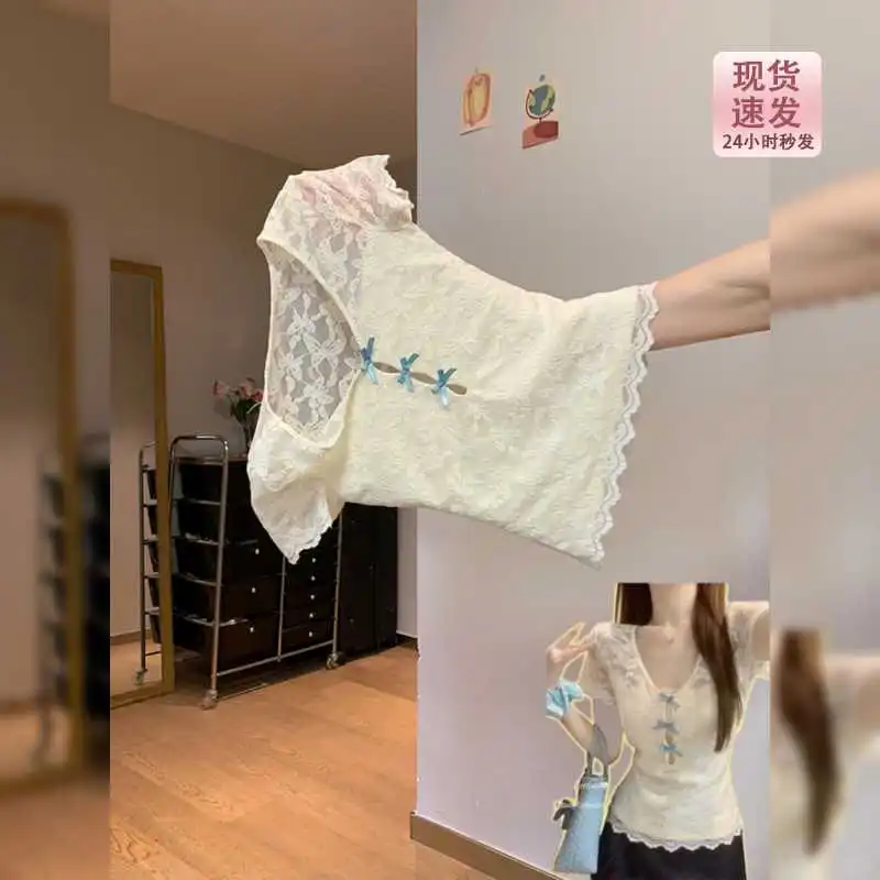 纯欲风miu系蕾丝拼接冰丝镂空短袖T恤女