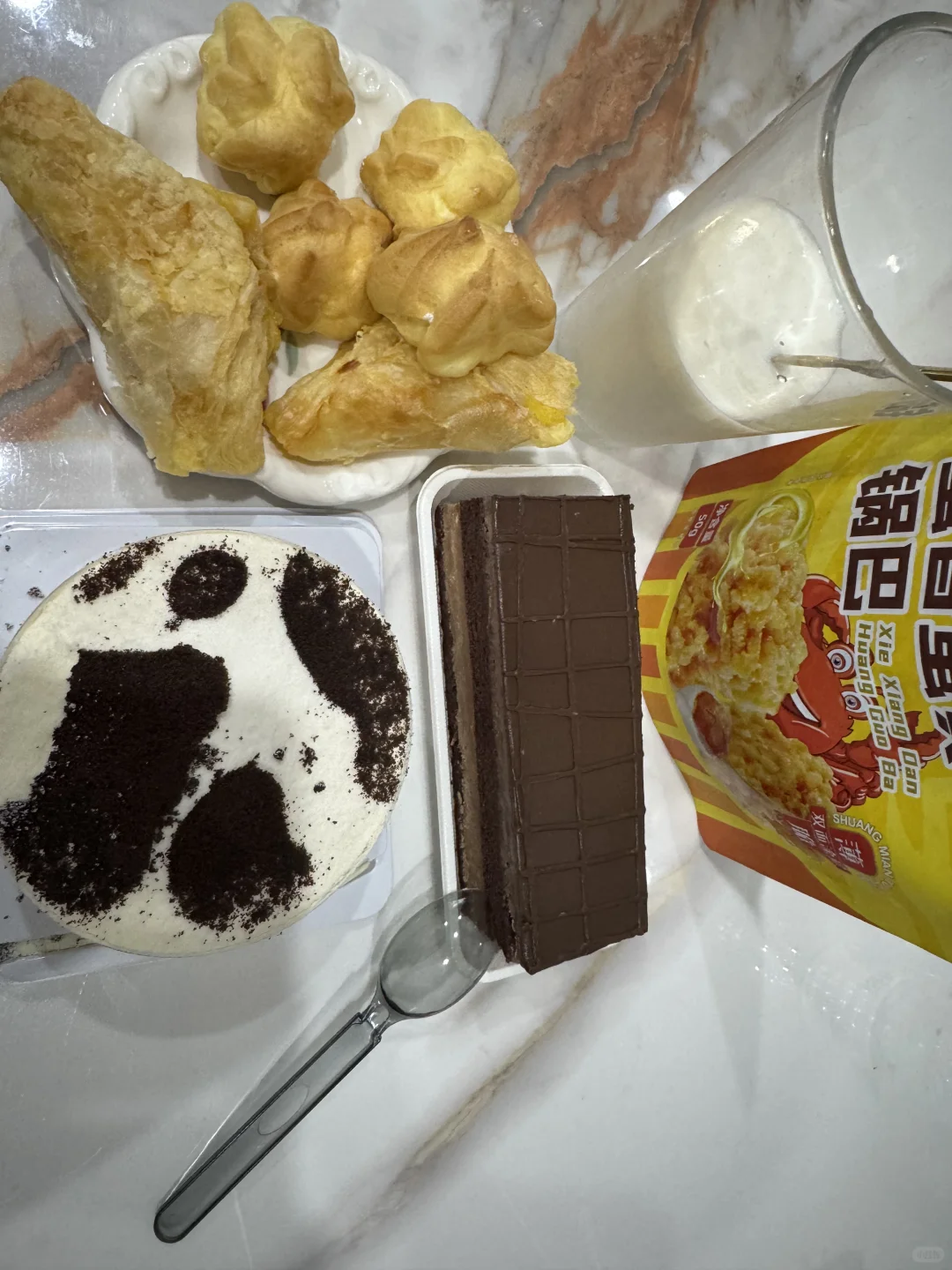 day100｜女大生活化维持 放纵日暴食8000大卡
