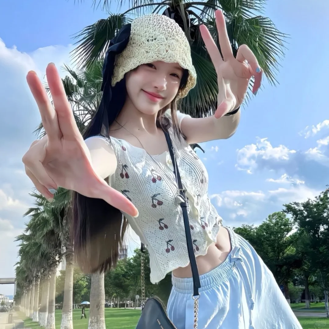 𝙒𝙚𝘾𝙝𝙖𝙩甜甜的多巴胺头像