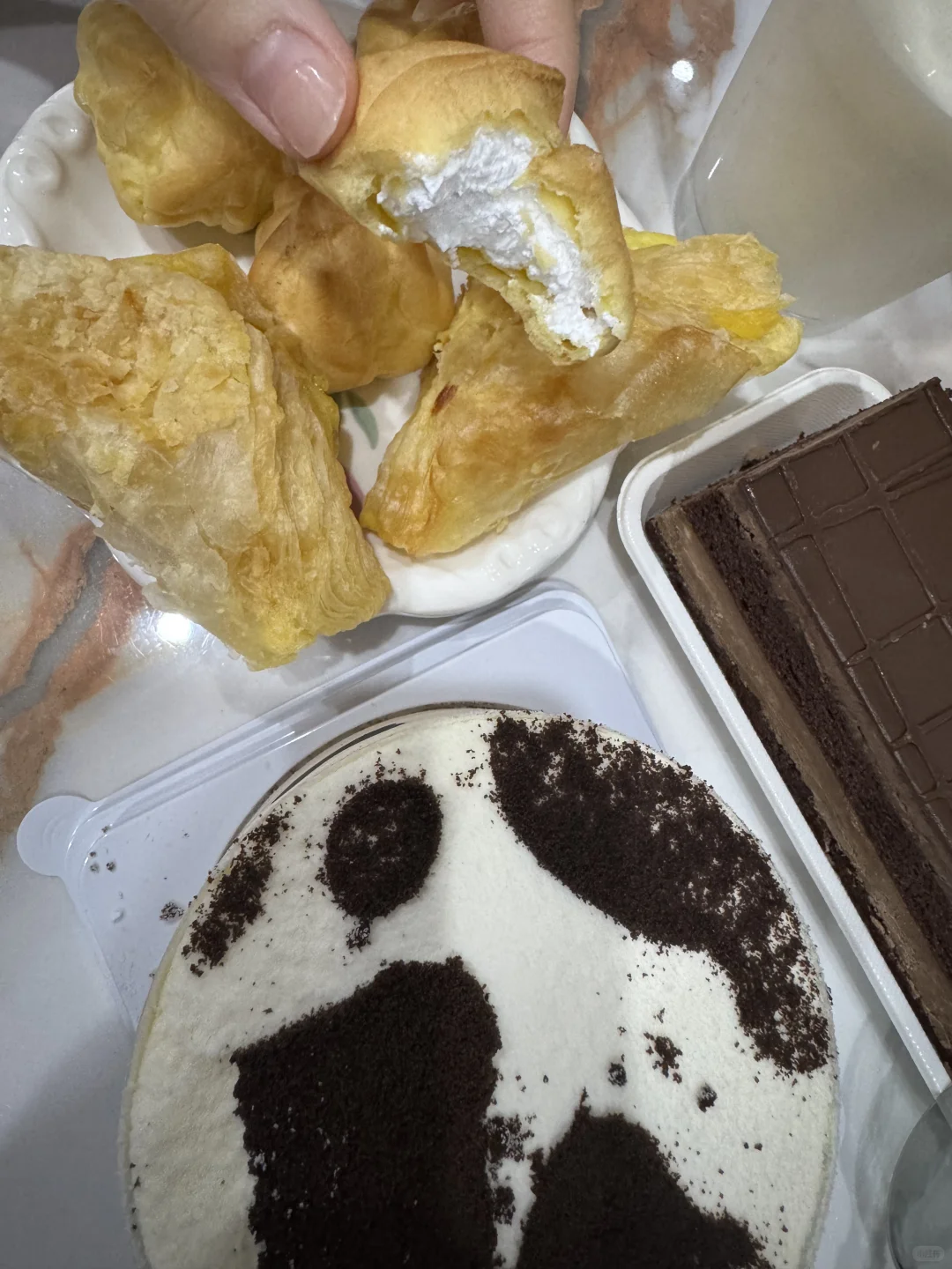 day100｜女大生活化维持 放纵日暴食8000大卡