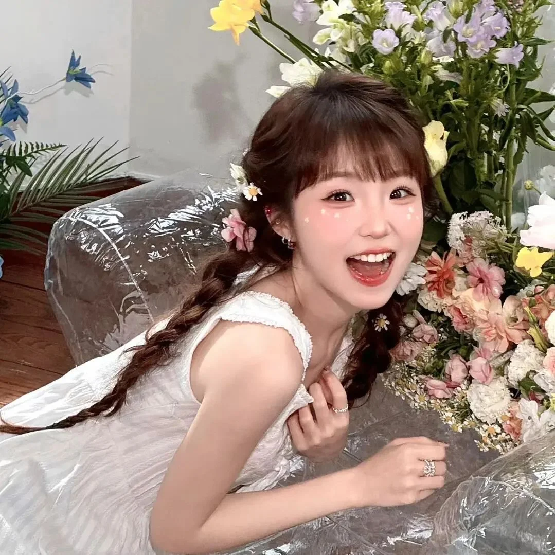 女生唯美主义头像，借花献佛。