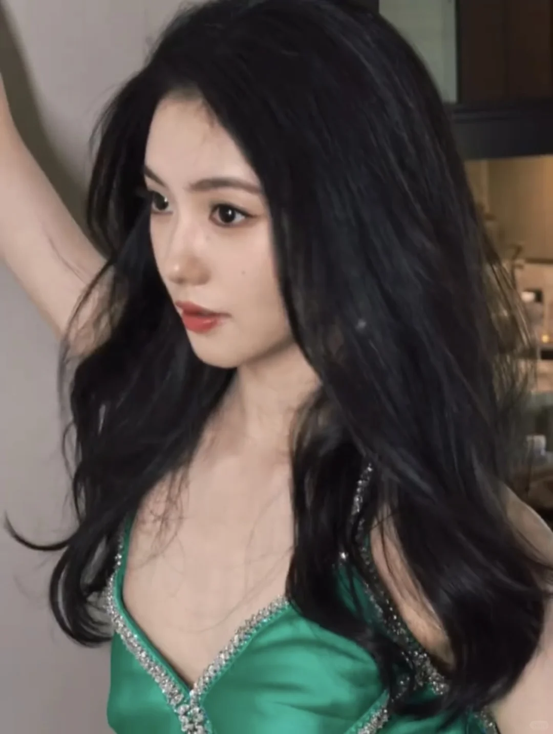 刘浩存｜无敌了这脸！🌹