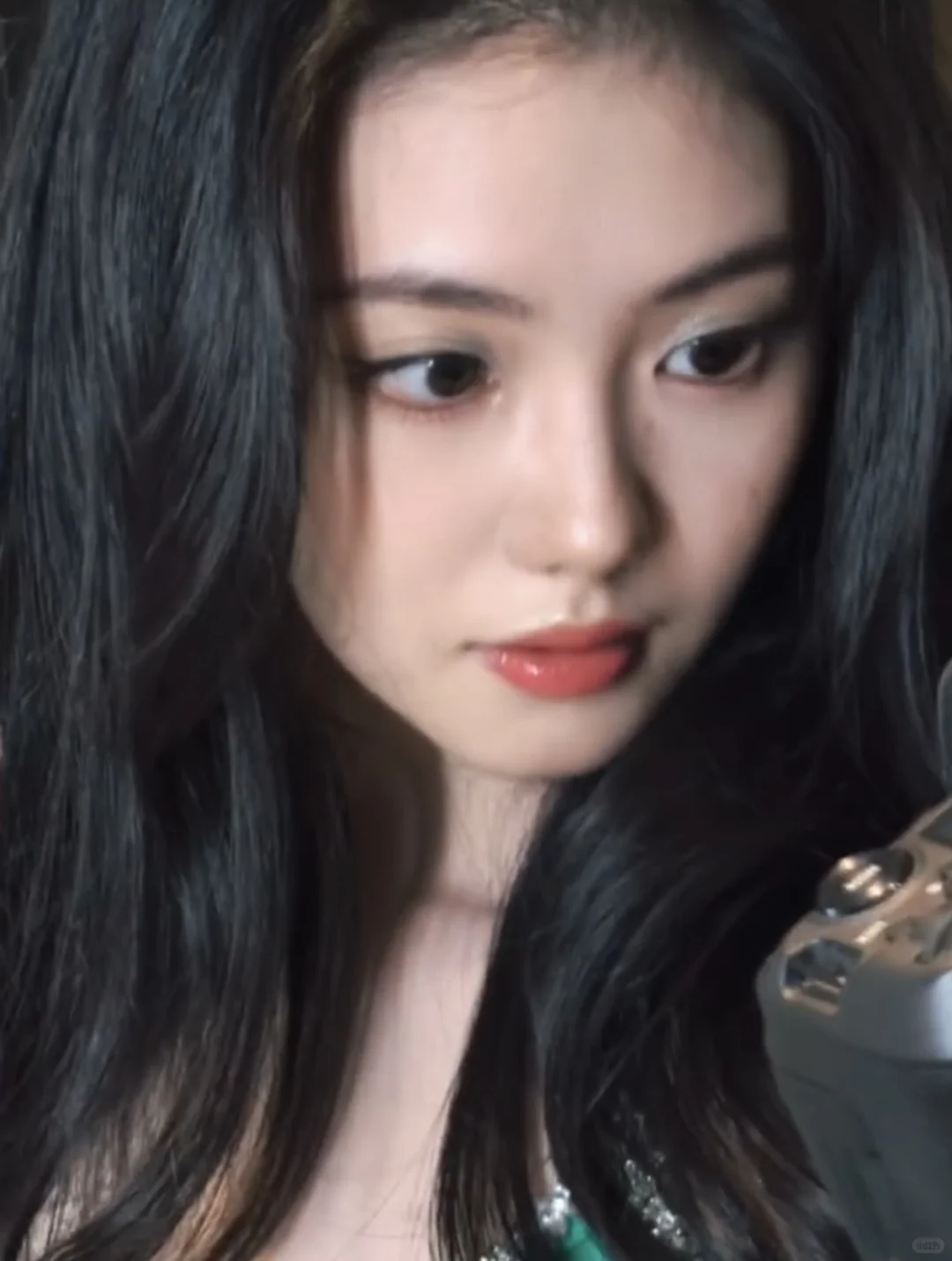 刘浩存｜无敌了这脸！🌹