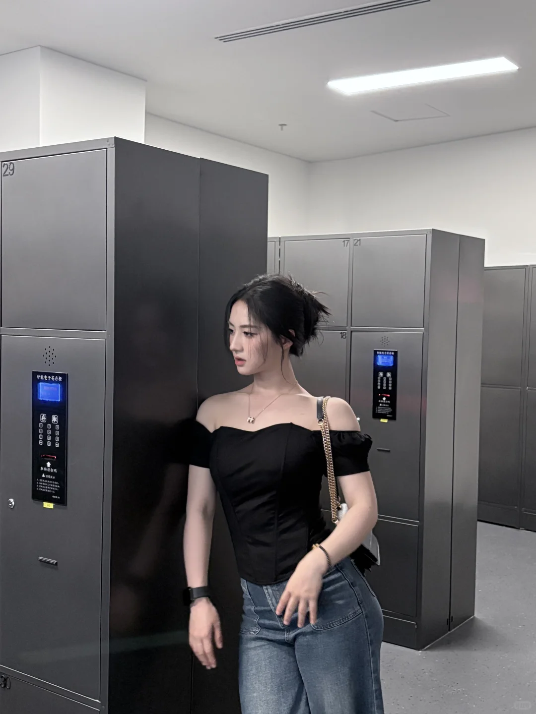 空腹挨饿+港式抗衰1年，美貌已显化