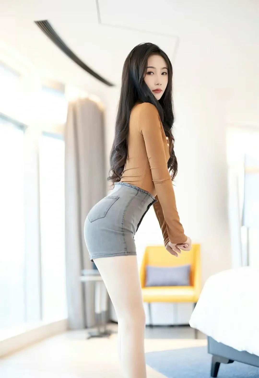 性感妩媚，赏心悦目