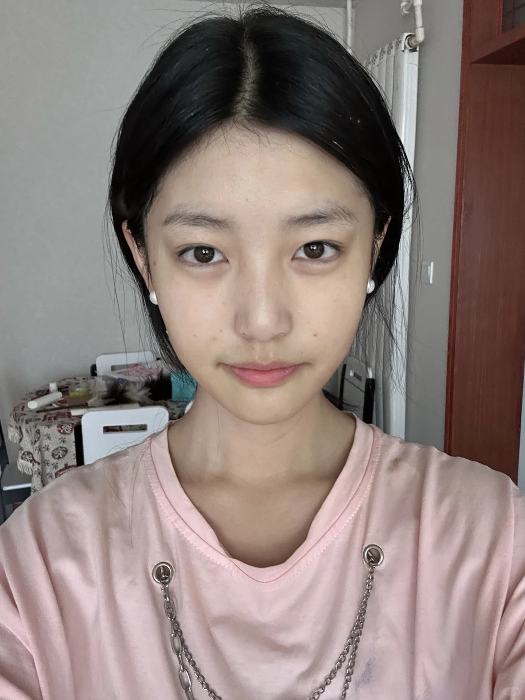 素颜这样算好看吗