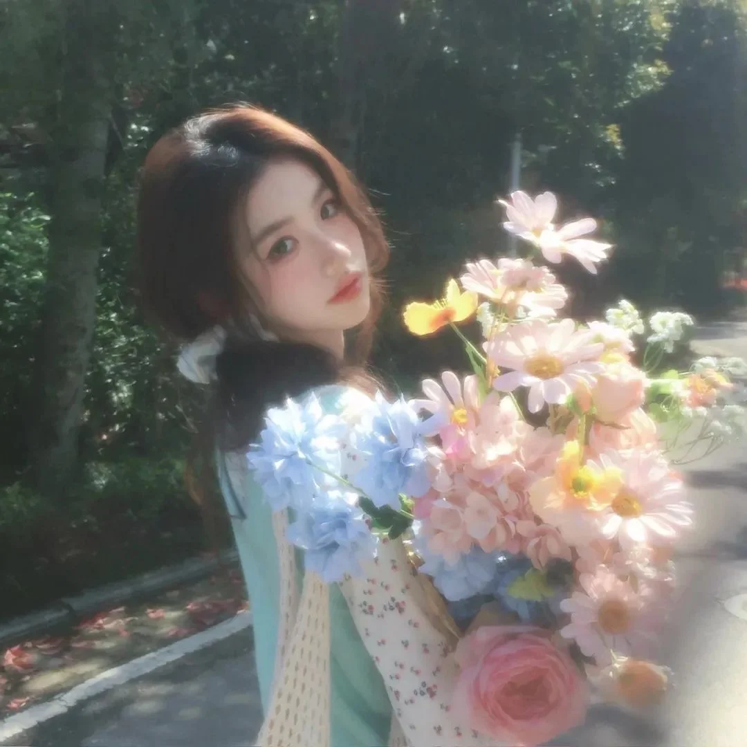 女生唯美主义头像，借花献佛。