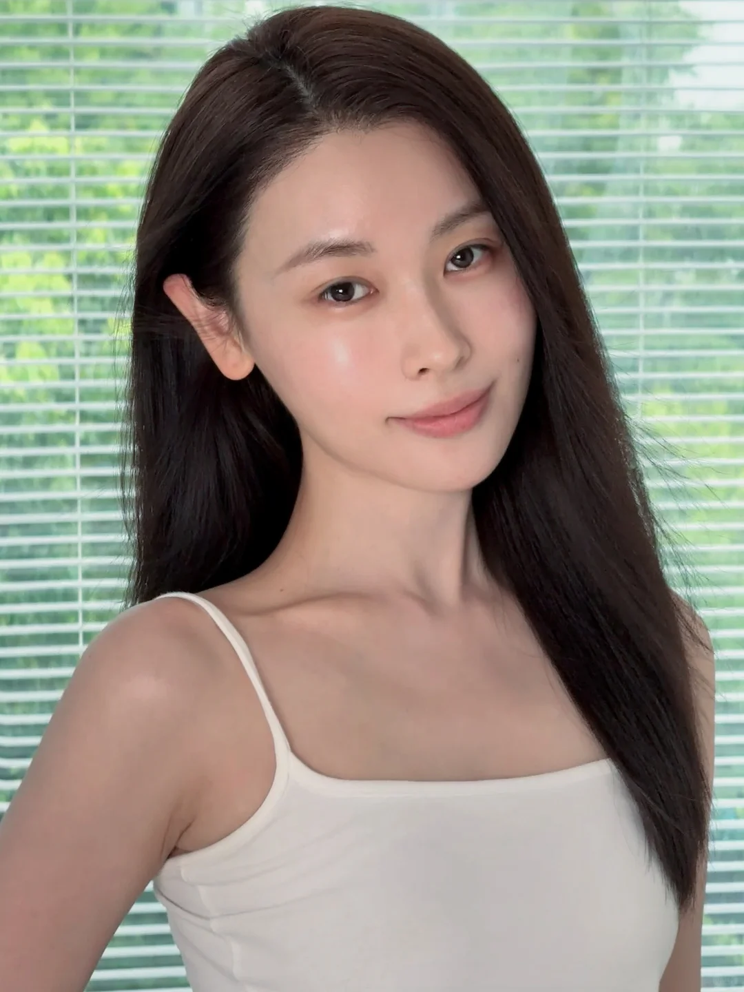 首先素颜很舒服，其次素颜很舒服！