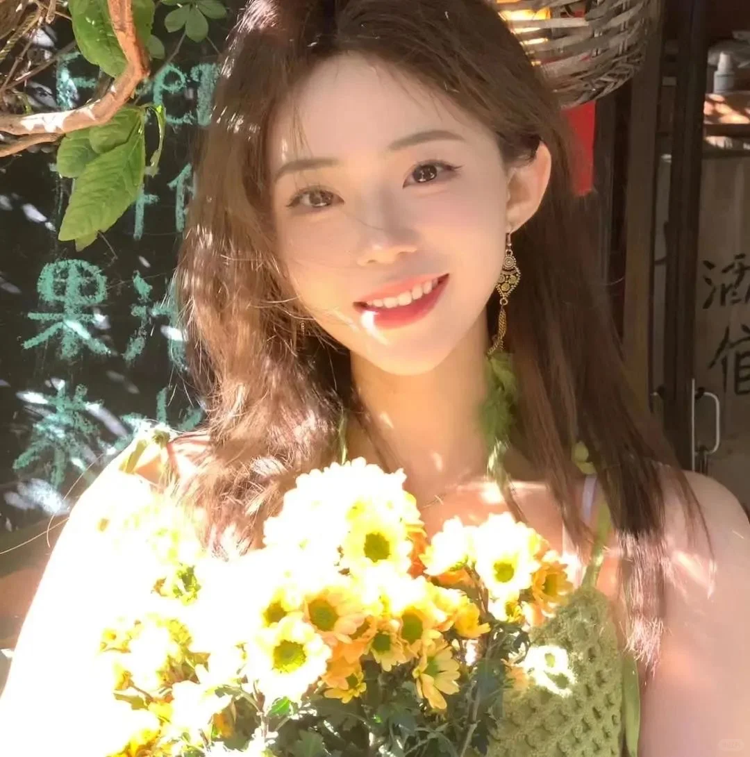 女生唯美主义头像，借花献佛。