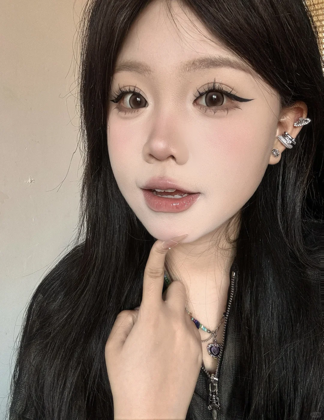 这是我们浓人眼里的淡妆