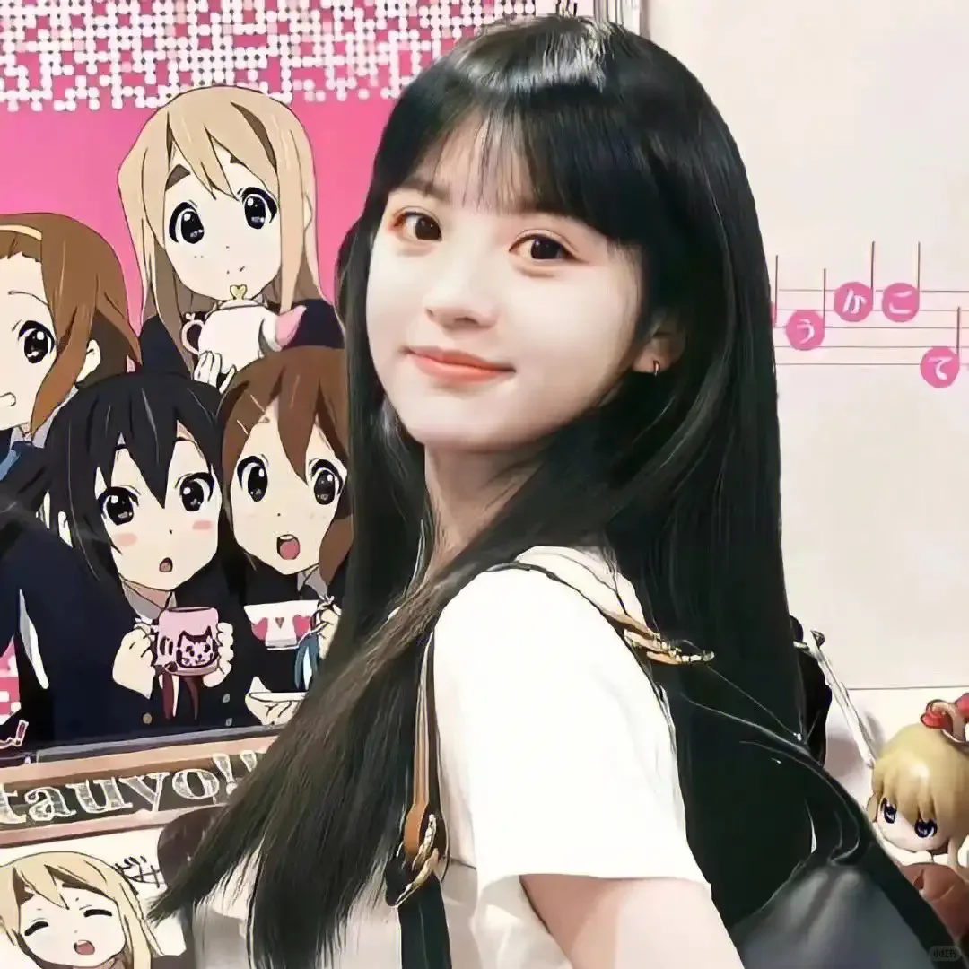 𝙒𝙚𝘾𝙝𝙖𝙩｜田曦薇可爱迷人头像