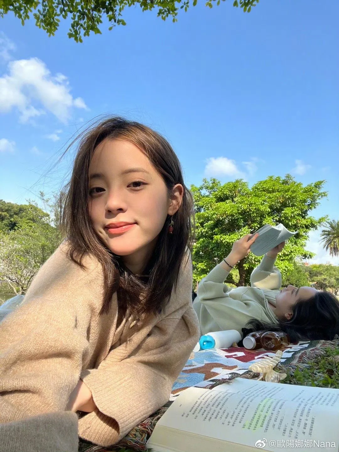 欧阳娜娜｜自拍合集🦌