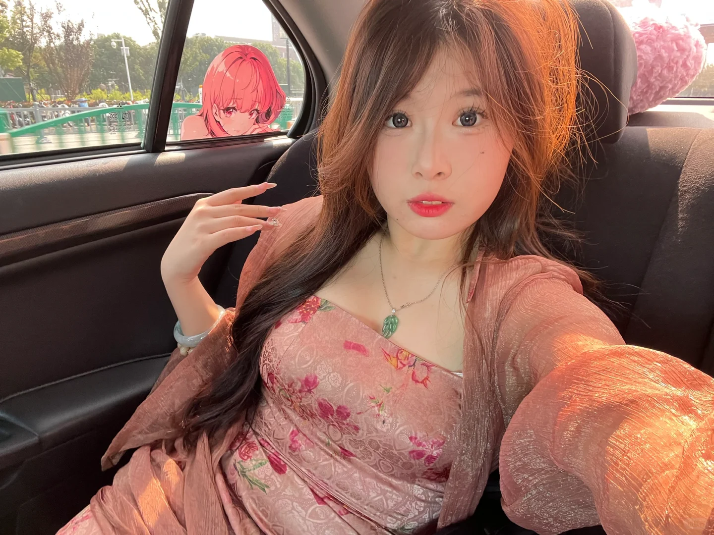 今天出去玩啦！穿的画报夫人！🥰