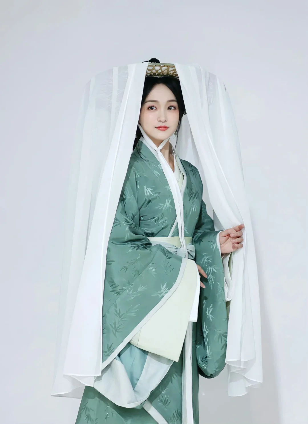 谁说红颜只解倚春风，且看大乔美出新高度