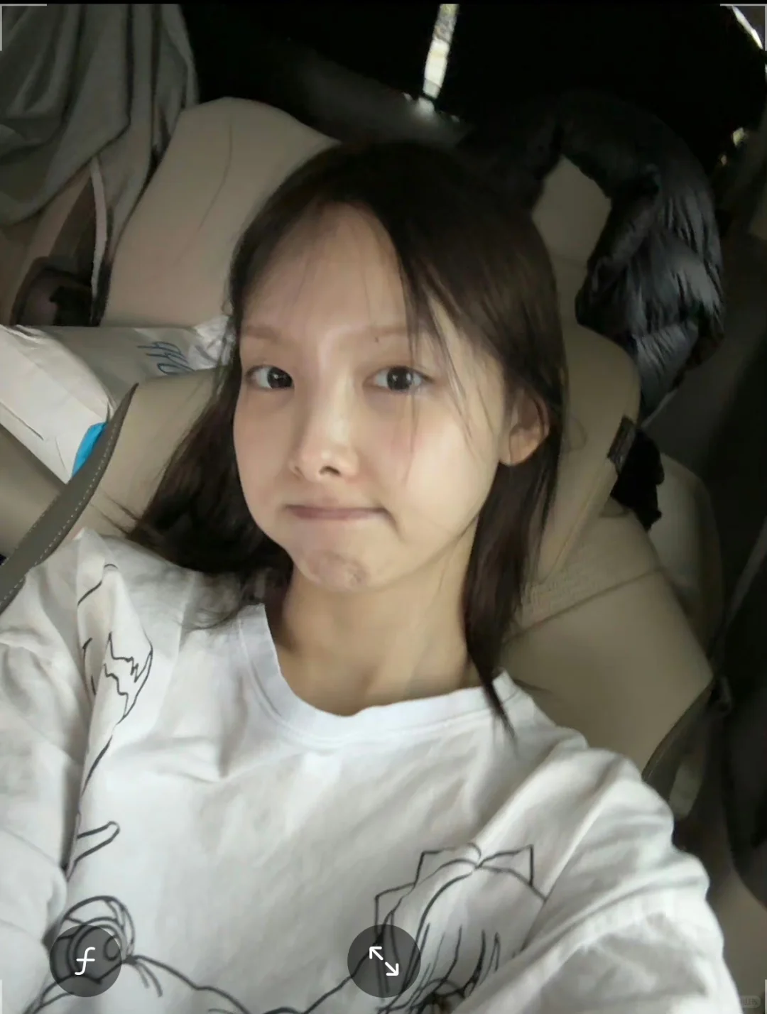 放点我可爱的脸姐