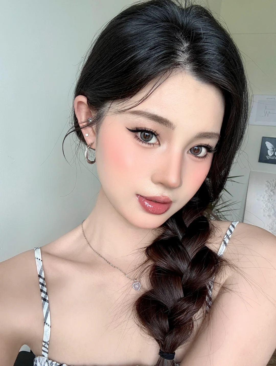 夏日亚裔轻混血