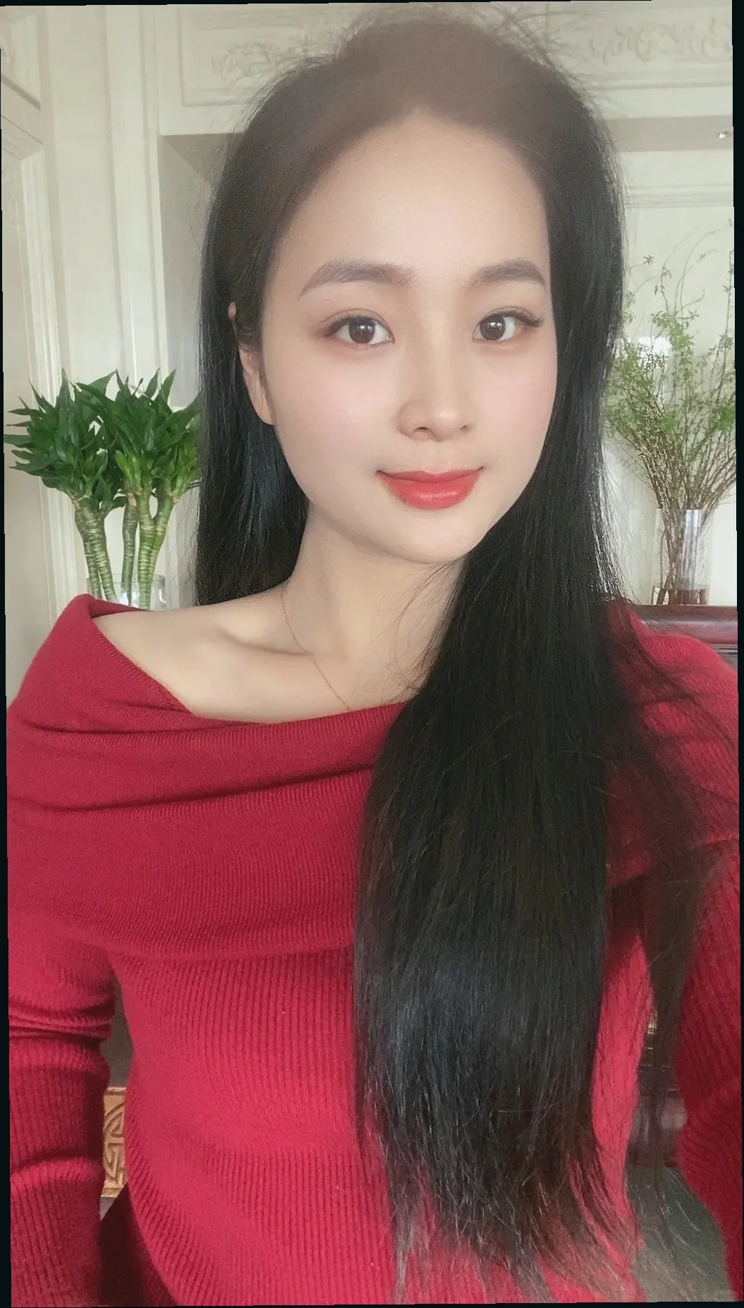 今天的穿搭特别喜庆