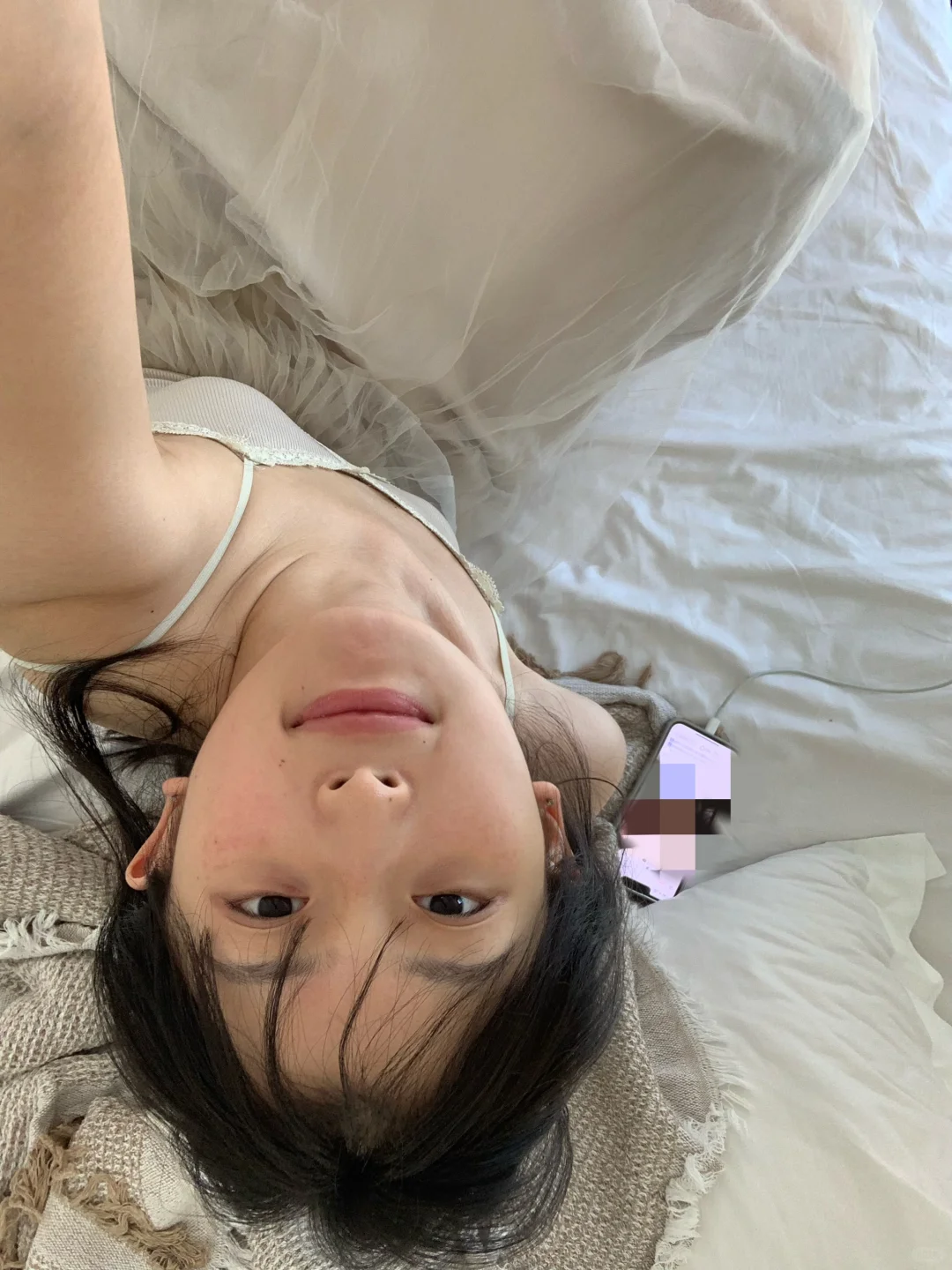 一直觉得素颜更有生命力