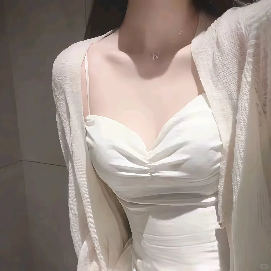 她好像知道自己很美～📸️