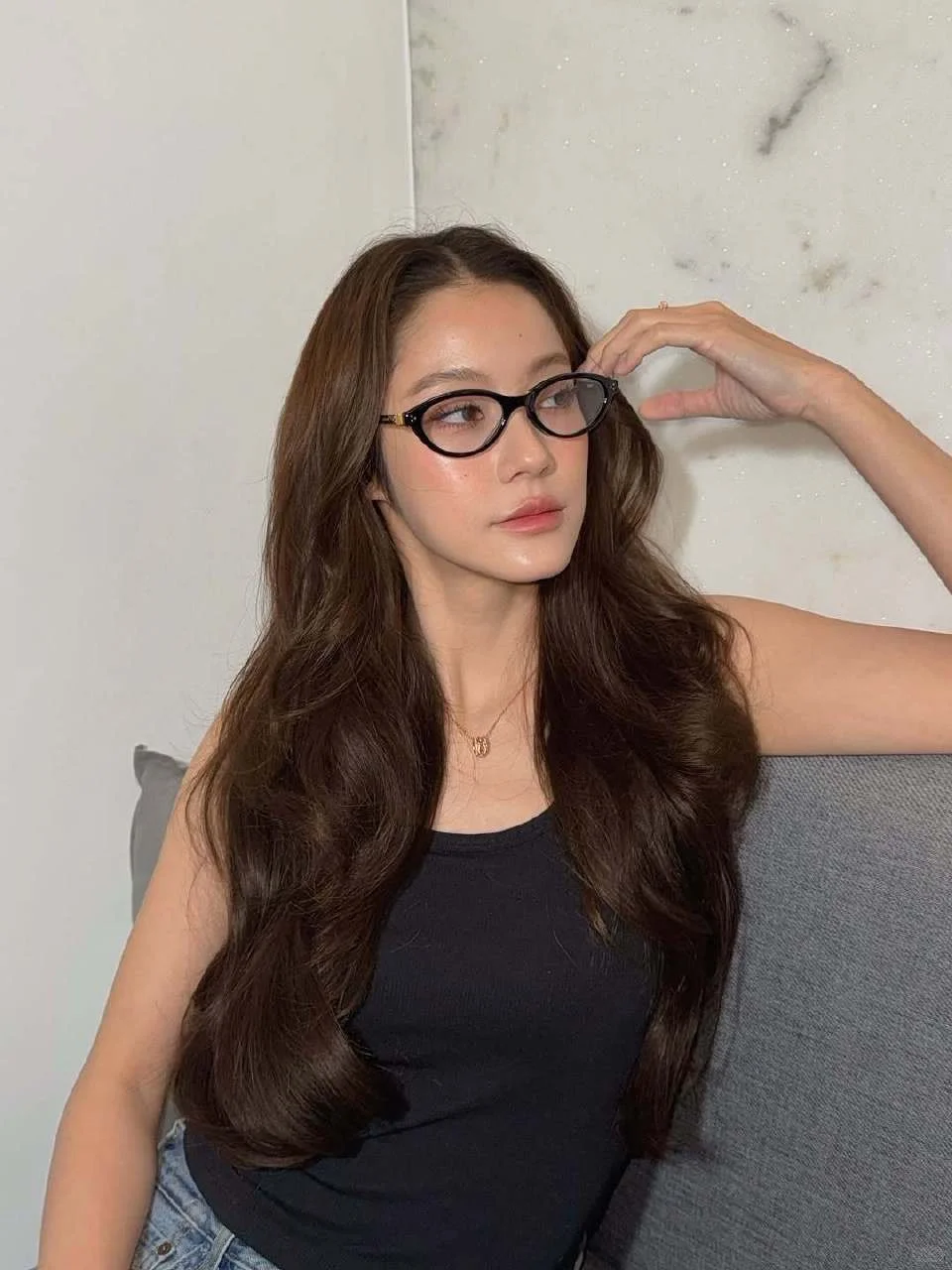 此女特长：顶着最美的脸 做最抽象的事