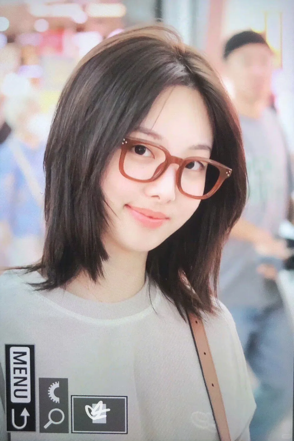 放点我可爱的脸姐