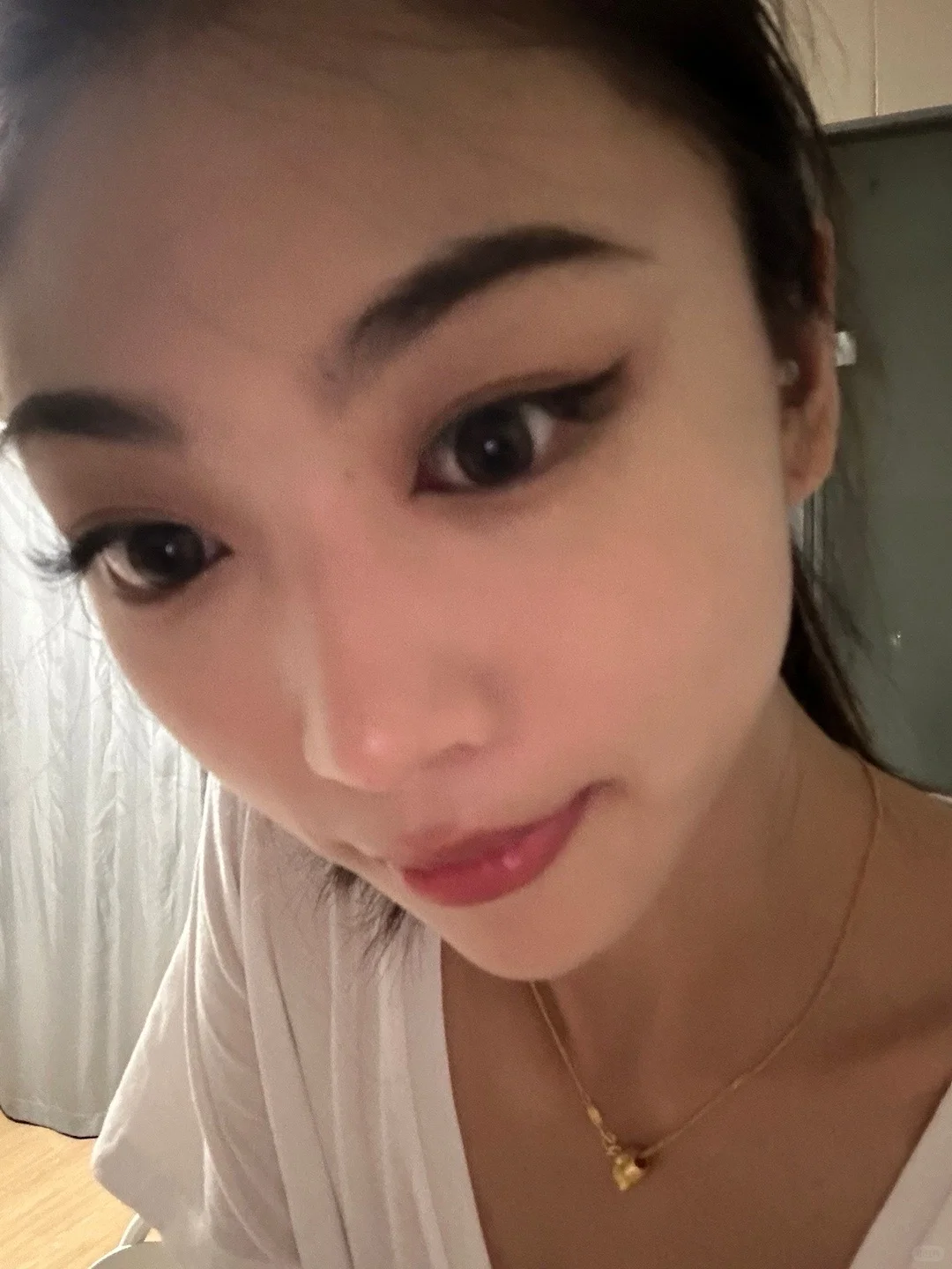 手机像素太高了 我的脸扛不住