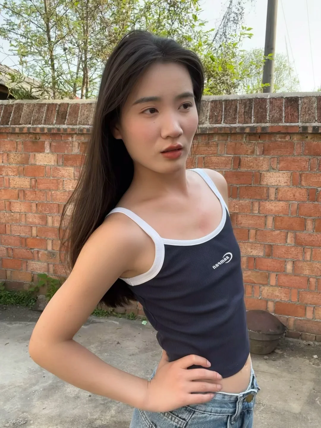 live图 傲娇的平胸小姐